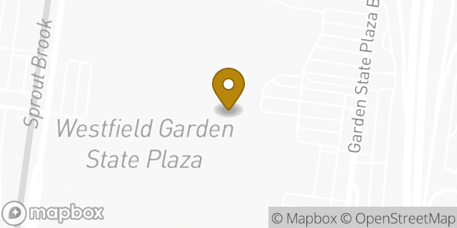 Map showing the location of Lululemon in Paramus, NJ 07652