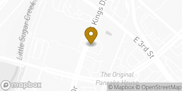 Map showing the location of Panera Bread in Charlotte, NC 28204