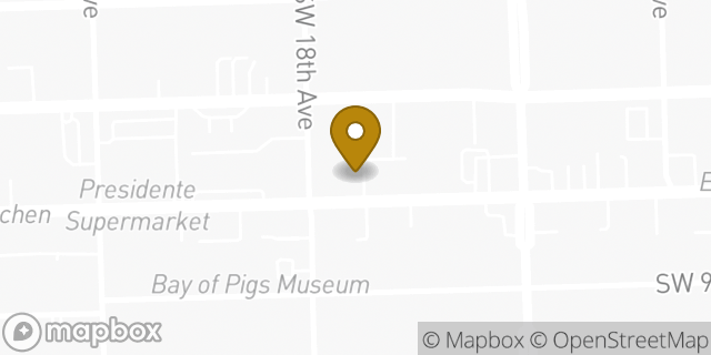 Map showing the location of Amazon Locker - Kareem in Miami, FL 33135