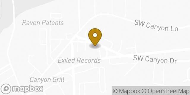 Map showing the location of Amazon Locker - Peik in Portland, OR 97225