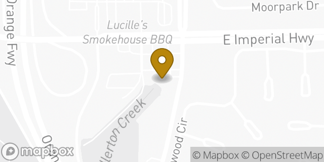 Map showing the location of Amazon Locker - Emmitt in Fullerton, CA 92835