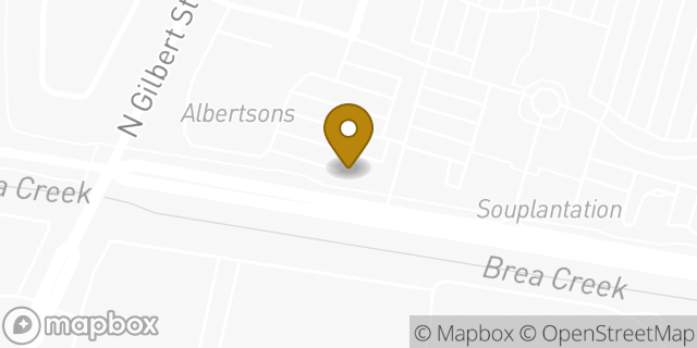 Map showing the location of Amazon Locker - Scrambled in Fullerton, CA 92833