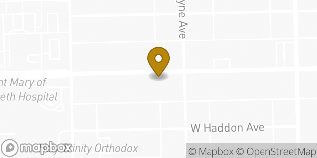 Map showing the location of Dunkin' in Chicago, IL 60622