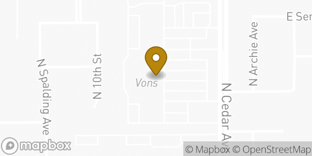 Map showing the location of Amazon Locker - Nik in Fresno, CA 93720