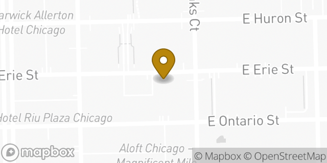 Map showing the location of Amazon Locker - Boundary in Chicago, IL 60611