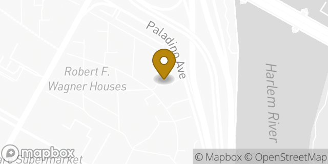 Map showing the location of Amazon Locker - Alvarez in New York, NY 10035