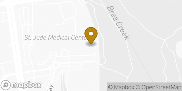 Map showing the location of Amazon Locker - Euria in Fullerton, CA 92835