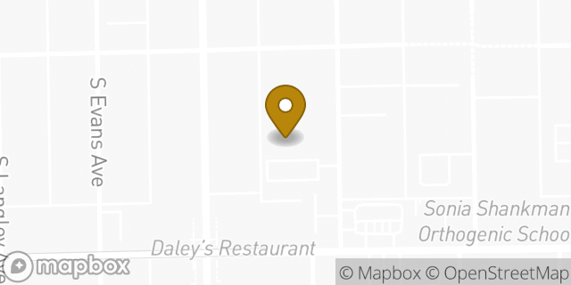Map showing the location of Amazon Locker - Mellophone in Chicago, IL 60637