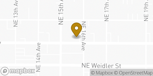Map showing the location of Amazon Locker - Carlyle in Portland, OR 97212