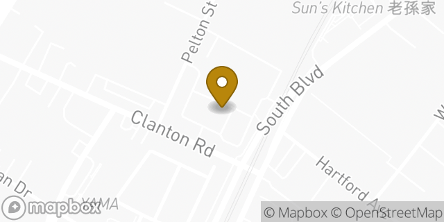 Map showing the location of Amazon Locker - Chroman in Charlotte, NC 28217