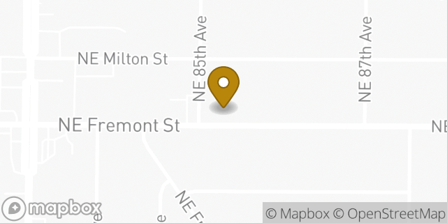 Map showing the location of Amazon Locker - Ausencio in Portland, OR 97220