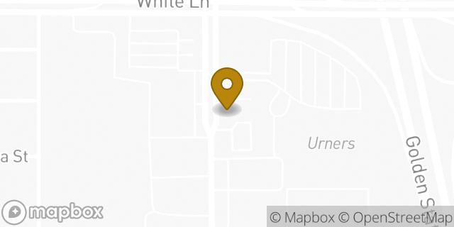 Map showing the location of Avis Car Rental in Bakersfield, CA 93313