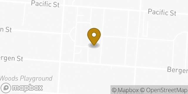 Map showing the location of Amazon Locker - Glossy in Brooklyn, NY 11233