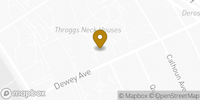 Map showing the location of Amazon Locker - Decathlon in Bronx, NY 10465