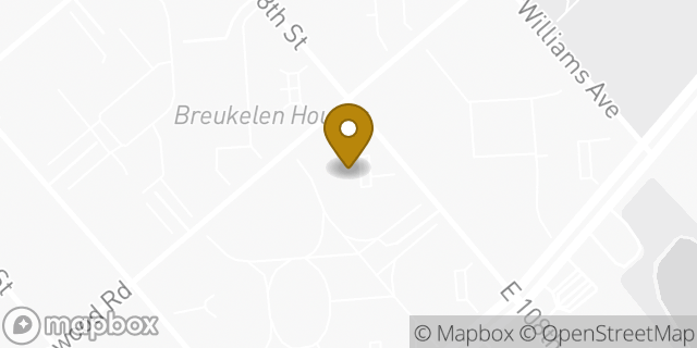 Map showing the location of Amazon Locker - Saucer in Brooklyn, NY 11236