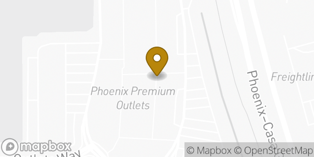 Map showing the location of Sunglass Hut in Chandler, AZ 85226